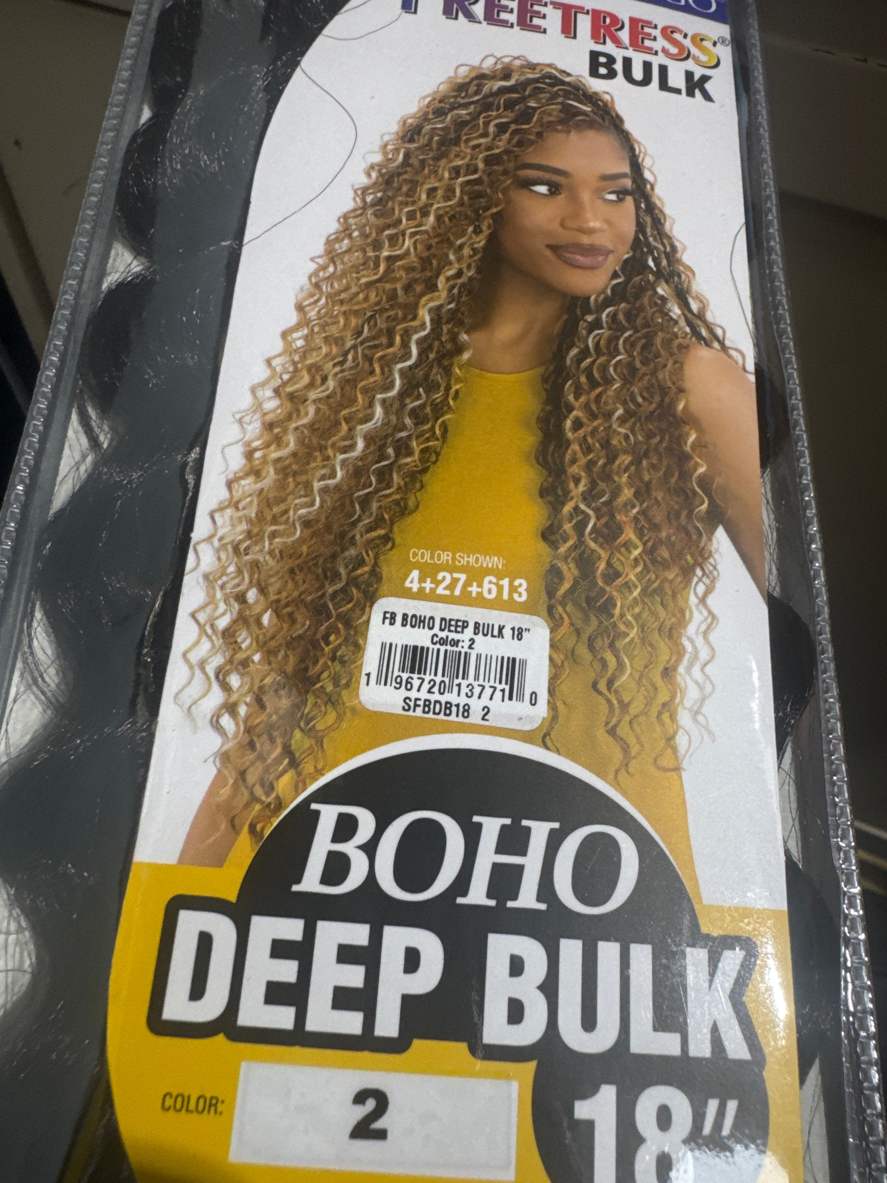 SHAKE-N-GO FREETRESS BOHO HAIR