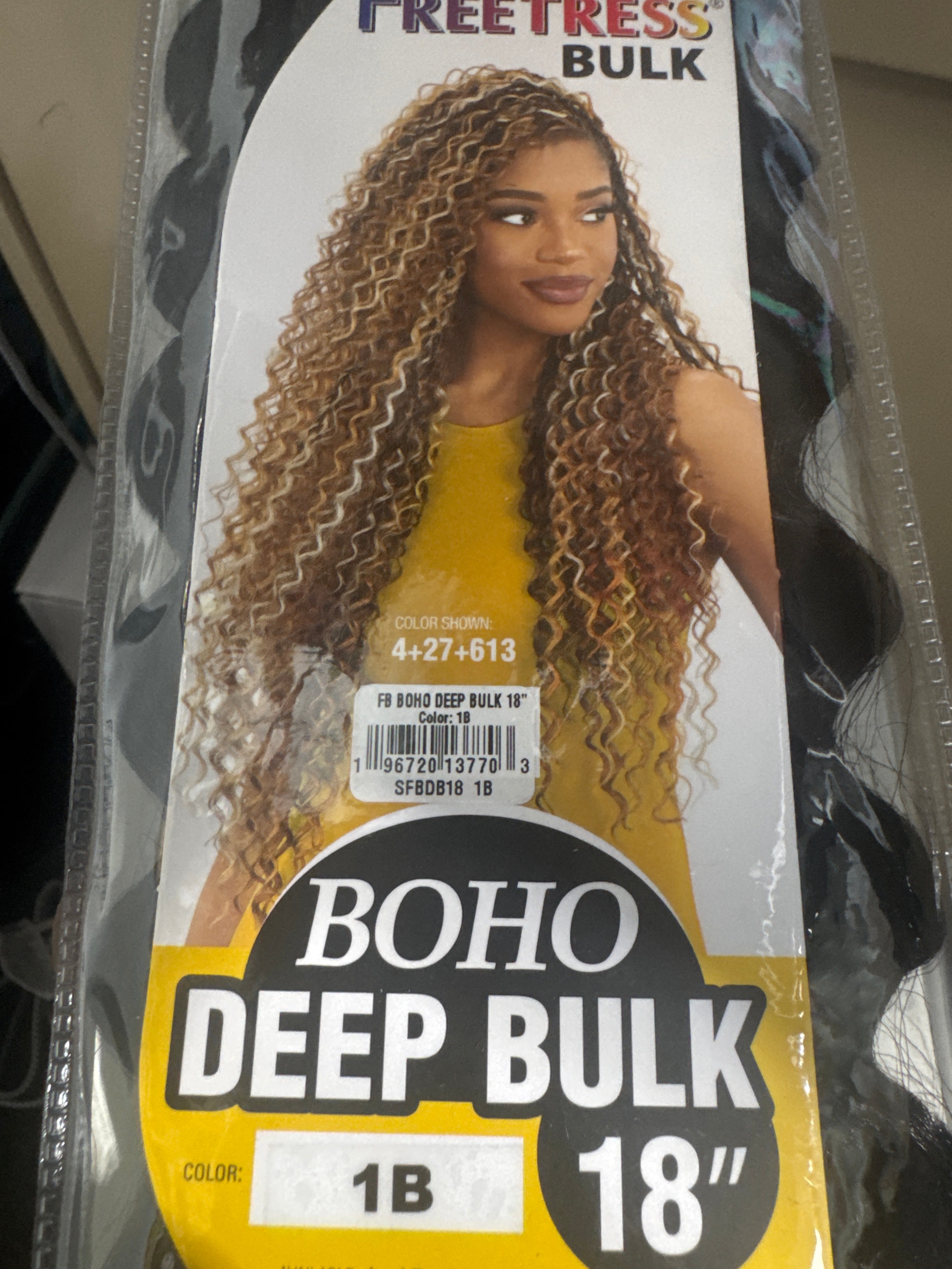 SHAKE-N-GO FREETRESS BOHO HAIR