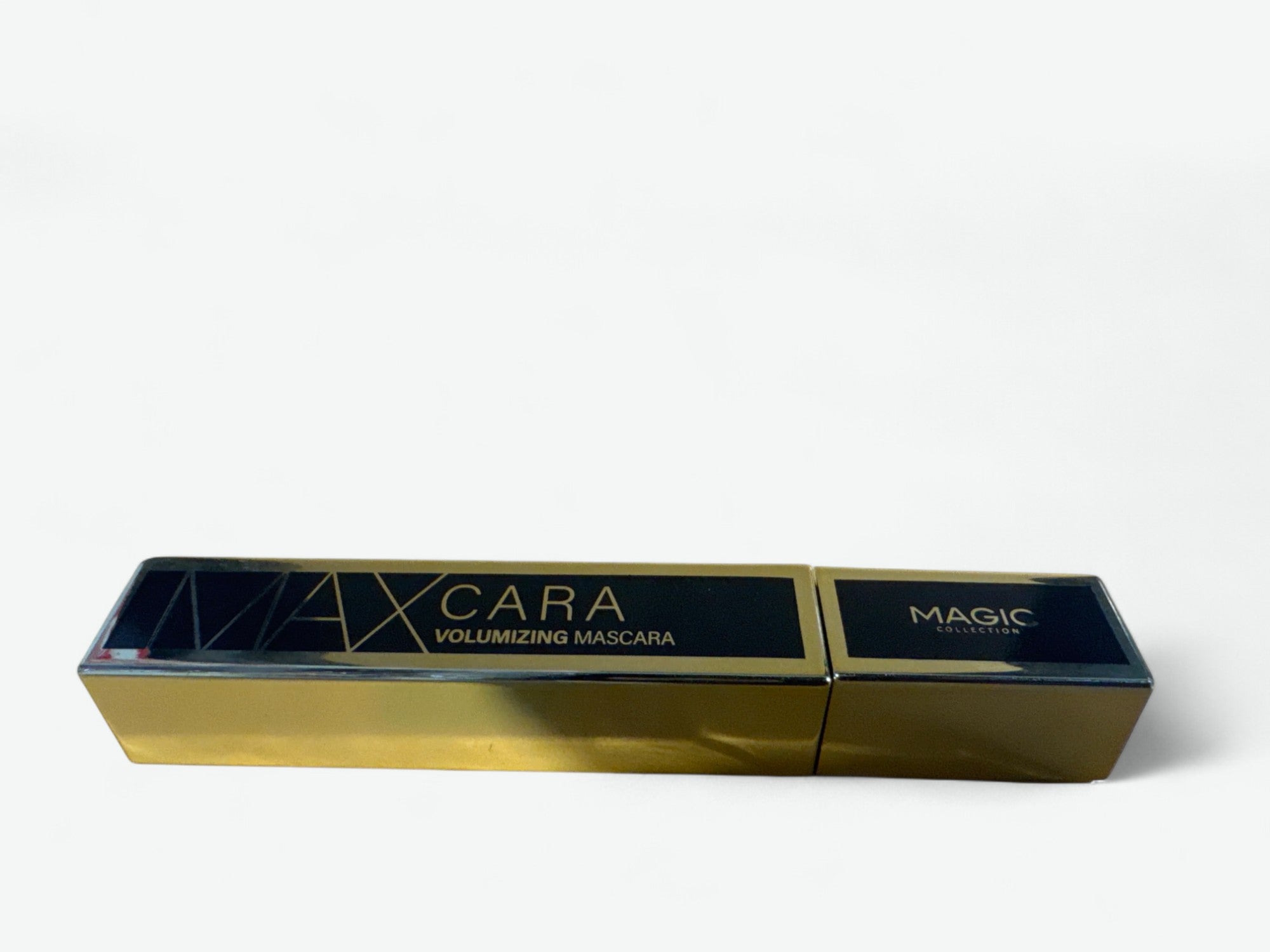 MAGIC MAXCARA VOLUMIZING MASCARA